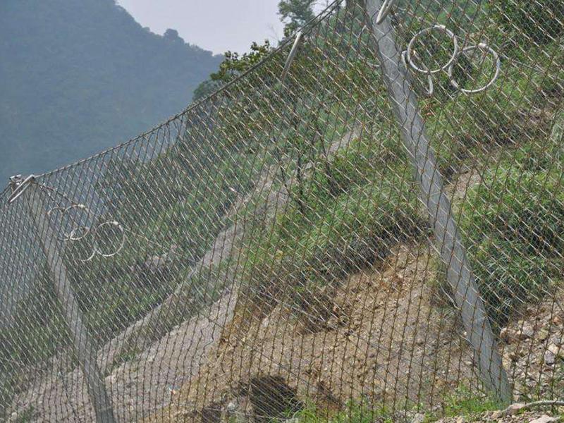 丽江边坡锚固防护网