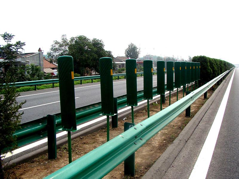 广东双波护栏板