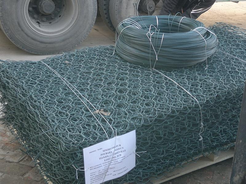内蒙古包塑绿格网